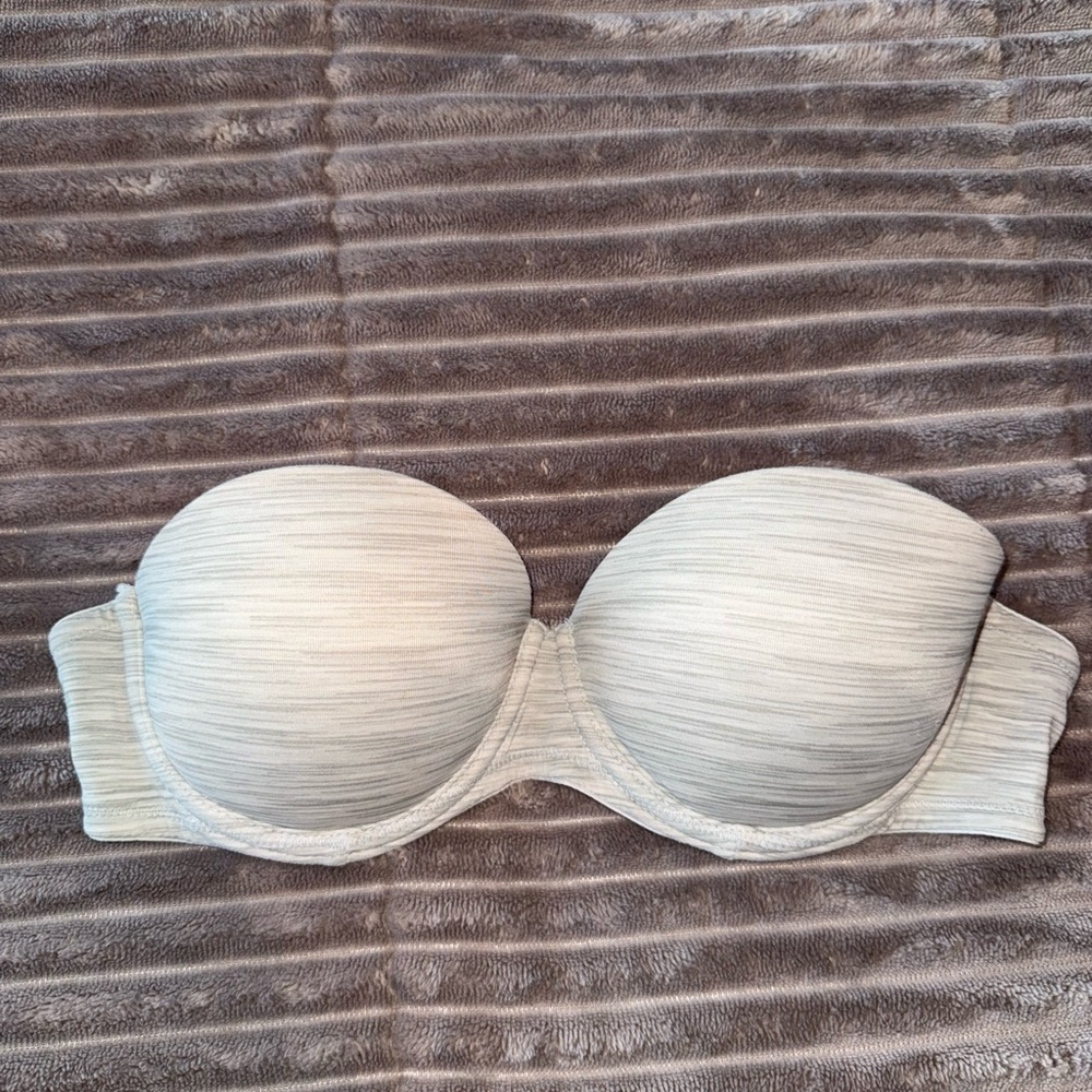 Women's Strapless Bra